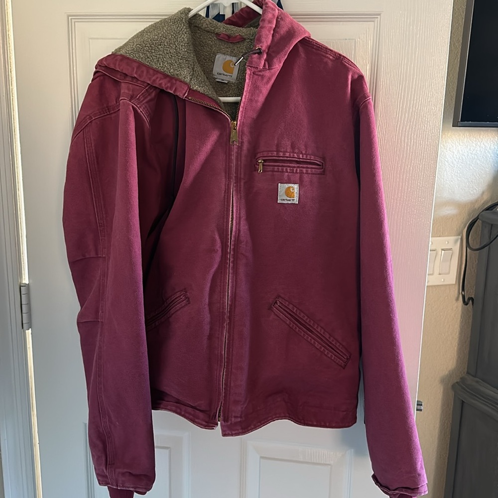Women’s XL Carhartt hooded jacket